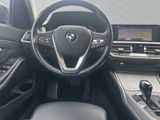BMW 320 d xDrive touring Panorama AHK LC Prof