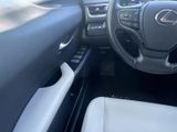 LEXUS UX 250h*F-SPORT-D*1.HD*NAVI*SHZ*CARPLAY*PDC*