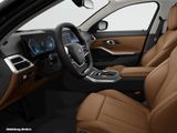 BMW 330e Limousine