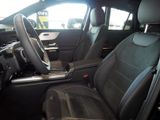 MERCEDES-BENZ GLA 200 AMG NIGHT MULTI 360 AHK DISTR KAMERA PDC