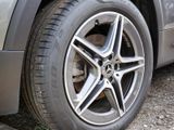 MERCEDES-BENZ GLB 220 d 4M // AMG PREMIUM SPUR DISTR 360 PDC