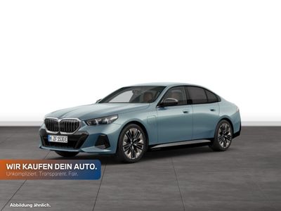 BMW 550e xDrive Limousine