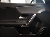 MERCEDES-BENZ A 200 , PROGRESSIVE KAMERA SPUR PDC SHZ