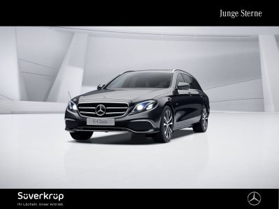 MERCEDES-BENZ E 300 T de  AVANTGARDE DISTR COMAND SPUR KAMERA