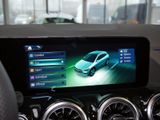 MERCEDES-BENZ GLA 200 d 4MATIC AMG NIGHT MULTI 360 AHK DISTR
