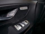 MERCEDES-BENZ V 250 EDITION LANG LED KLIMA NAVI 7SITZER SPUR