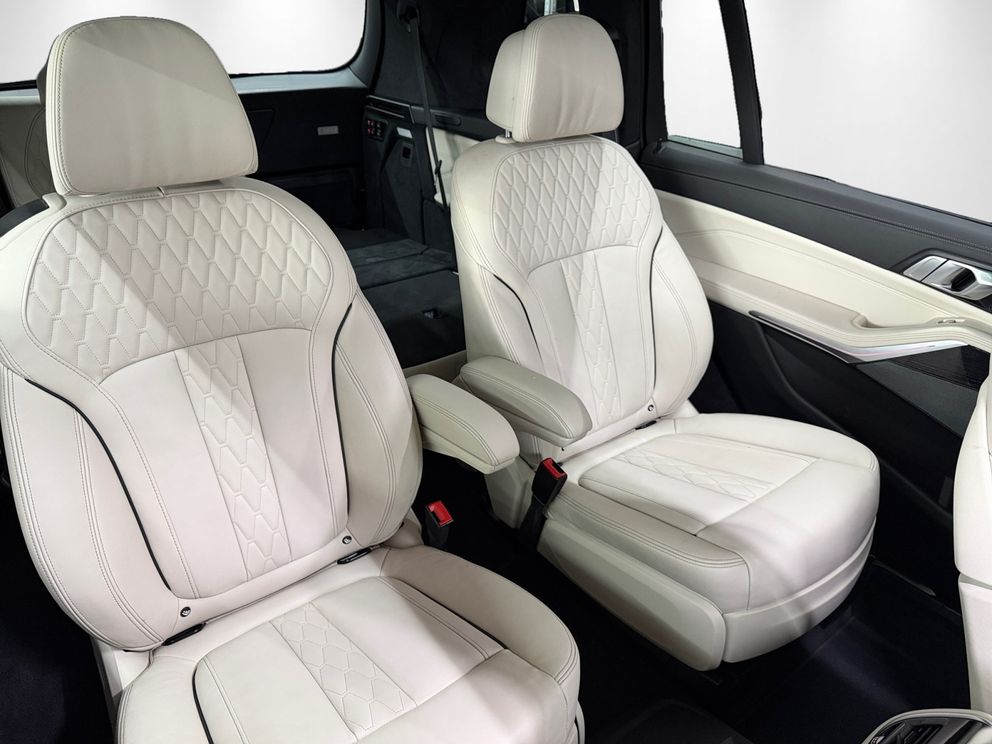 BMW X7 M60 i xDrive M Sport Pano+H&K+AppleCarPlay