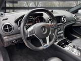 MERCEDES-BENZ SL 63 AMG Roadster COMAND DISTR PANO SPUR PDC