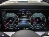 MERCEDES-BENZ E 220 d T // AVANTGARDE DISTR SPUR AHK KAMERA