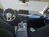 BMW 530 e xDrive Touring PDC Laser AHK Pano Head-Up