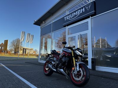 TRIUMPH Street Triple 765 RX Sondermodell Stummellenker