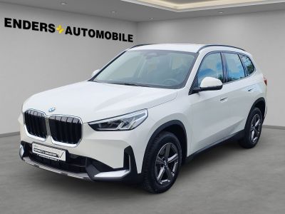 BMW X1 18i sDrive 136PS+ +Parkass.+Sports+Sitzh.++