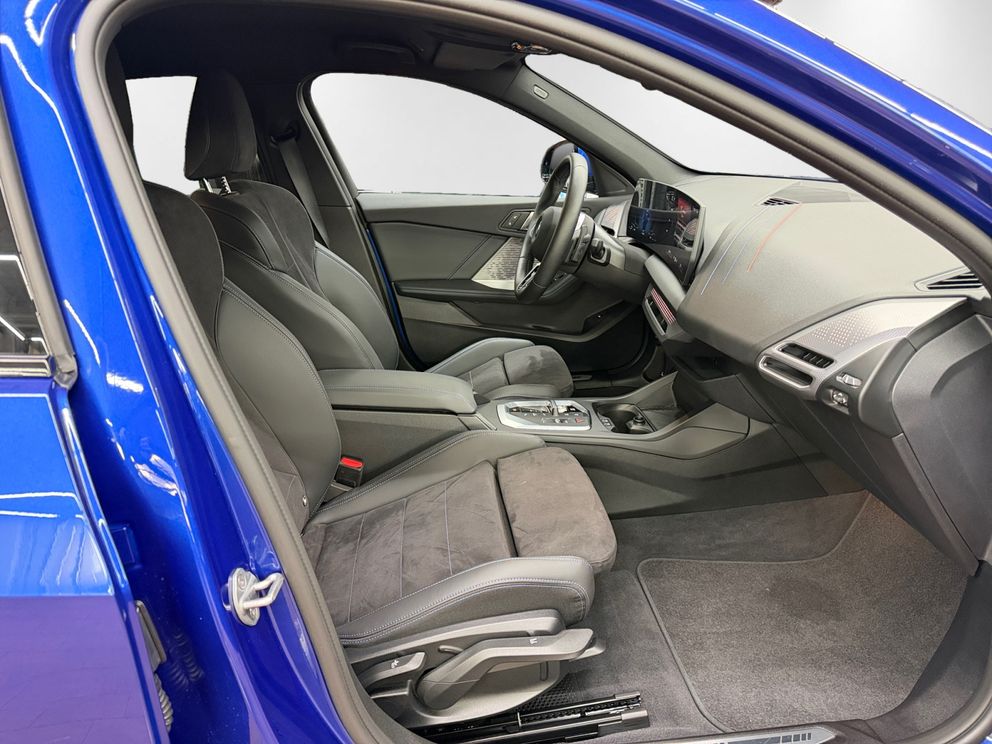 BMW 120 M Sport Adapt. LED Preisvorteil 18.200 € zur UPE