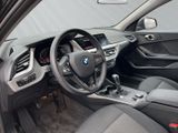 BMW 118 i Advantage PDC LED Temp SHZ DAB