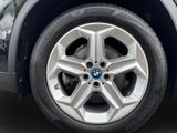 BMW iX1 30e xDrive Adap. LED LenkradHZG DAB