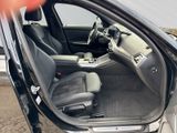 BMW 320 d Touring M Sport Panorama HUD Kamera SHZ BT