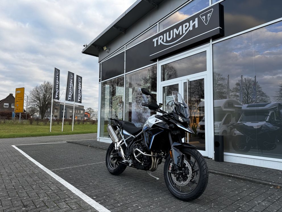 TRIUMPH Tiger 900 Alpine Edition Akrapovic-Lager