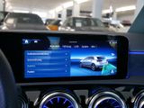 MERCEDES-BENZ A 200 d // AMG SPUR KAMERA PDC SHZ