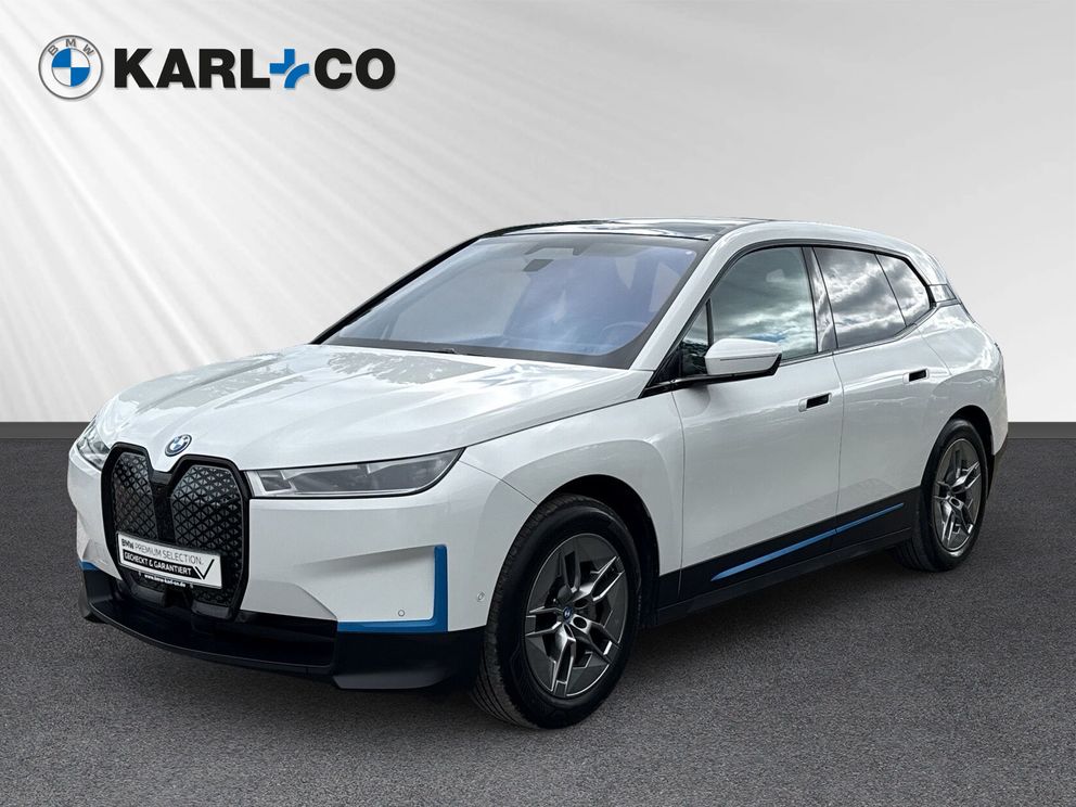 BMW iX xDrive40e Laser h&k Panorama AHK Komfortzugang