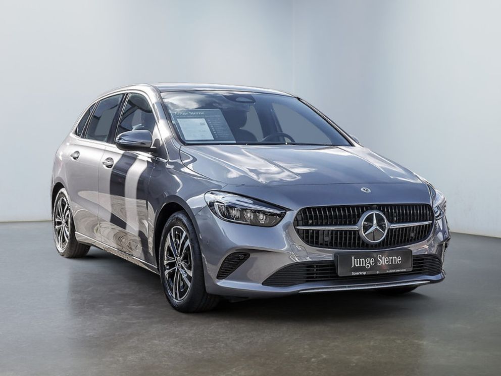 MERCEDES-BENZ B 180 , Progressive Navi LED AHK Pano Kamera Spu