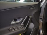 MERCEDES-BENZ A 180 d Kompaktlimousine SPUR KAMERA PDC SHZ