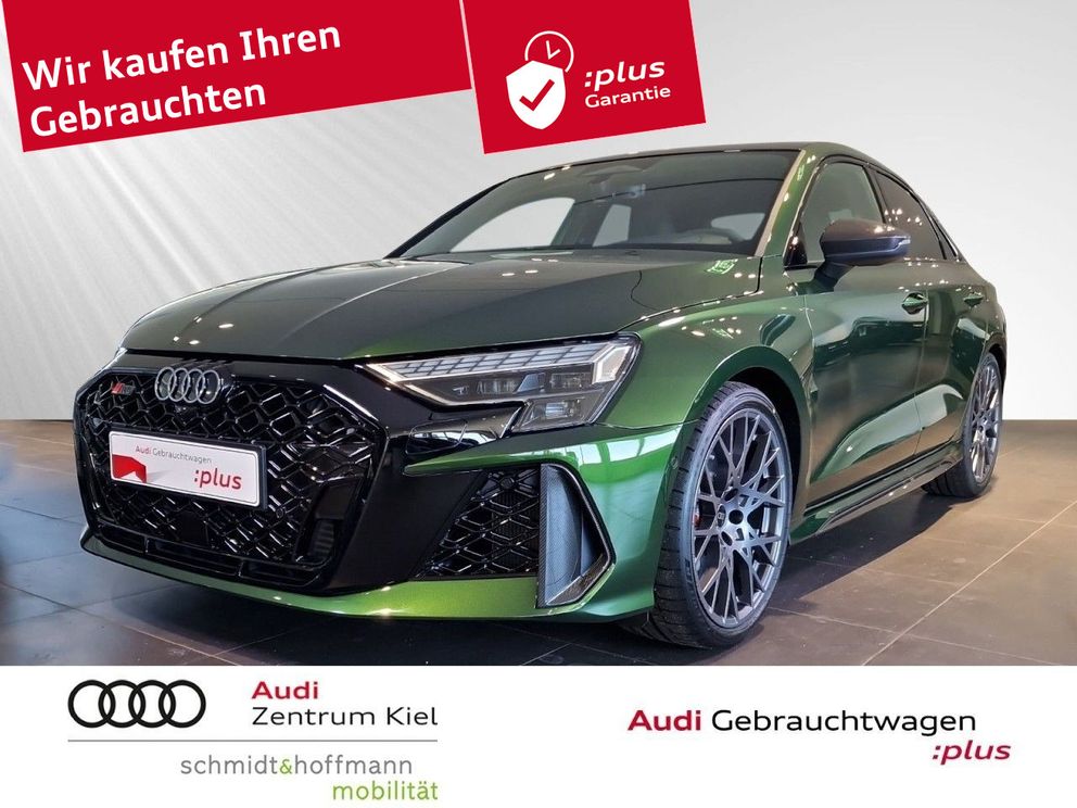 AUDI RS3 Limousine TFSI quattro S-tronic Leder Navi+