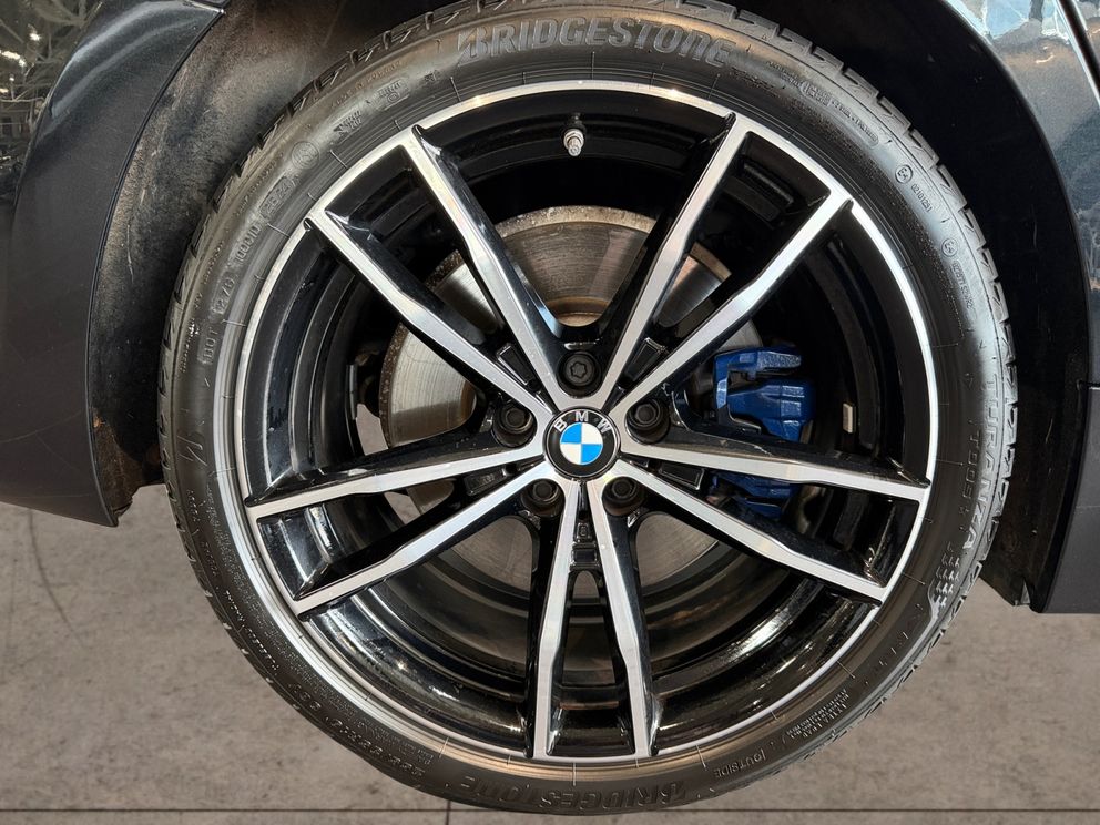BMW 330 e Touring M Sport Laserlicht+HUD+SHZ DW 0,5%