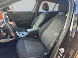 BMW 118 i Navi Soundsystem LED digitales Cockpit El. Heckklappe