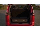 VW ID. Buzz Pro langer Radstand Motor: 210 kW (286 PS) 86 kWh Getriebe: 1-Gang-Automatikgetriebe Radstand: 3239 mm LR