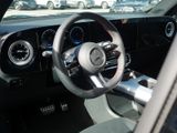 MERCEDES-BENZ GLB 200 AMG MULTI AHK DISTR KAMERA PANO SPUR PDC