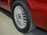 MERCEDES-BENZ EQV 300 PANO KAMERA LED 7SITZER TISCH DISTR PANO