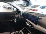 BMW 320d Touring Head-Up, Sitzheiz., PDC, LM 17