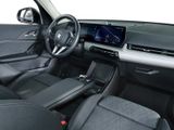 BMW X1 18i9 AHK Sportsitz SHZ Kamera Parkaisstent