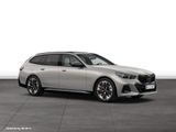 BMW 550e xDrive Touring