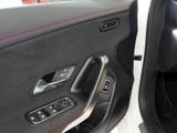 MERCEDES-BENZ CLA 200 d SB // AMG MULTI 360 AHK DISTR KAMERA