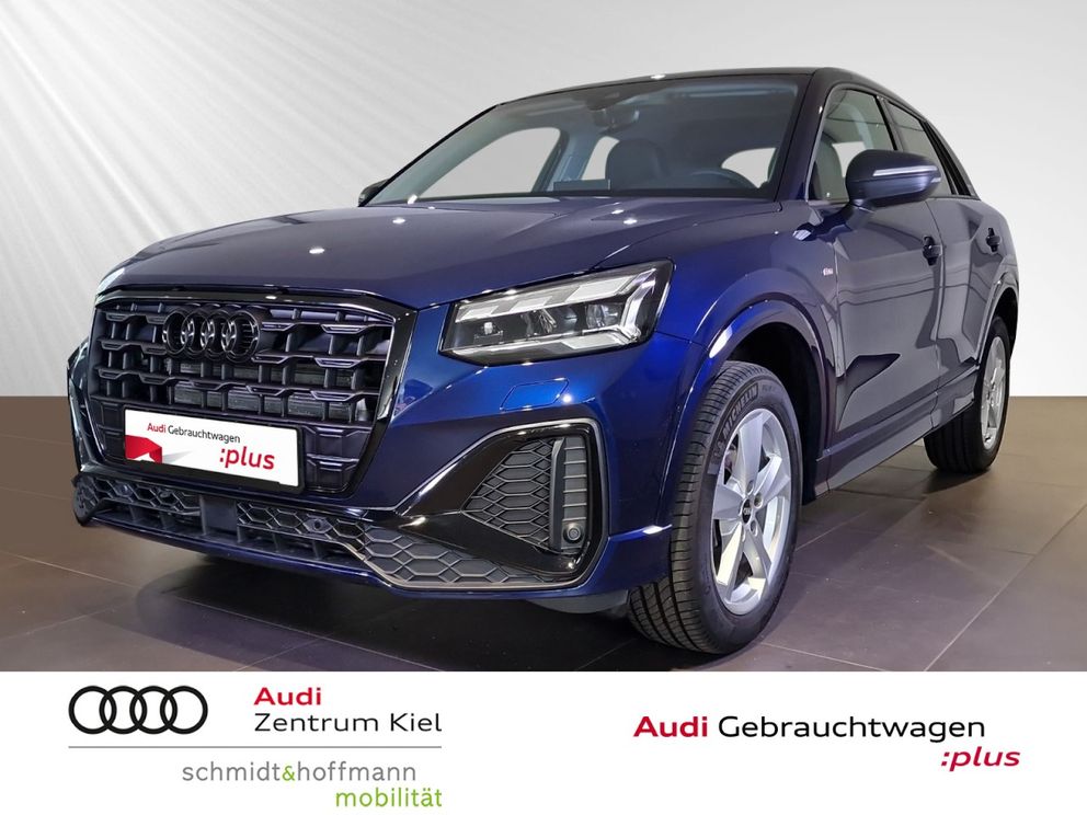 AUDI Q2 35 TFSI S-line Matrix Navi+ Sonos RFK PDC