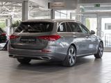 MERCEDES-BENZ C 300 e T // AVANTGARDE MEMO AHK DISTR KAMERA