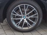 BMW 118 iSportline+AHK+Navi+Induktionsladen+PDCv+h+LED