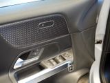 MERCEDES-BENZ GLB 200 d PROGRESSIVE MULTI 360 AHK DISTR KAMERA