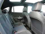 MERCEDES-BENZ GLA 180 AMG NIGHT MULTI 360 DISTR KAMERA PANO