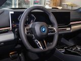 BMW 530 e Touring+M Sport+ Park-Assistent+HUD+AHK-klappbar+Navi+Digitales Cockpit