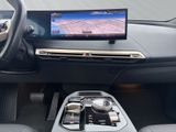 BMW iX 40 xDrive Sportpaket Laserlicht h&k AHK