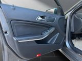 MERCEDES-BENZ A 180 180 Urban BlueEfficiency A 180