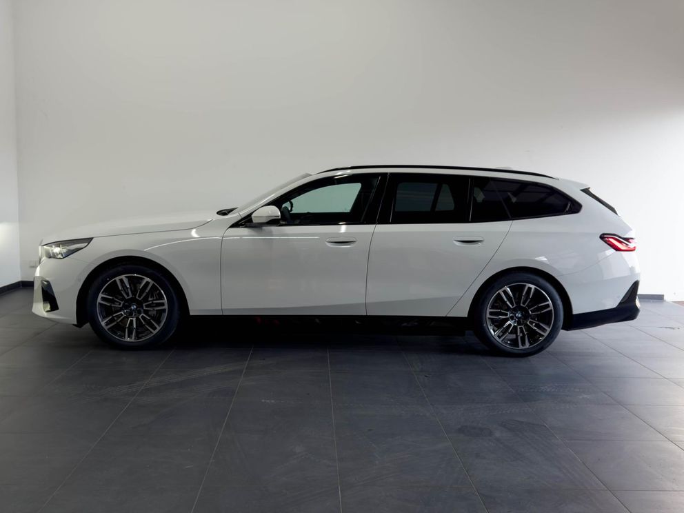 BMW i5 xDrive40 Touring M Sport LED+H&K+AHK DW 0,25%