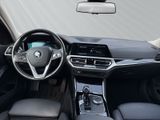 BMW 330 e xDrive Sport Line Panorama SHZ PDC