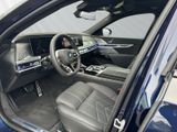 BMW 740 dA xDr. M-Sport Pro B&W Executive Lounge