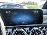 MERCEDES-BENZ A 200  AMG NIGHT SPUR PANO KAMERA PDC SHZ MULTI