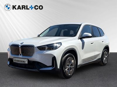 BMW iX1 30 xDrive Park-Assistent Fernlichtassistent LED Komfortzugang