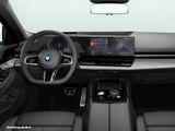 BMW 550e xDrive Touring