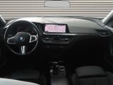 BMW 118i Sport Line,Live Cockpit Profes,LED Sch,Sportsitzeeinwerfer